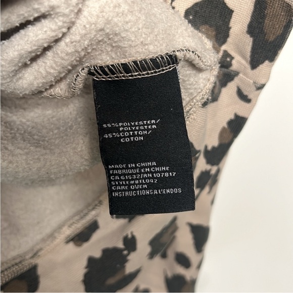 Brunette the Label Cheetah Print Sweater - Picture 4 of 5